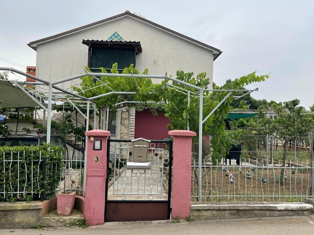 Apartman Pcelica Daire Pula Dış mekan fotoğraf