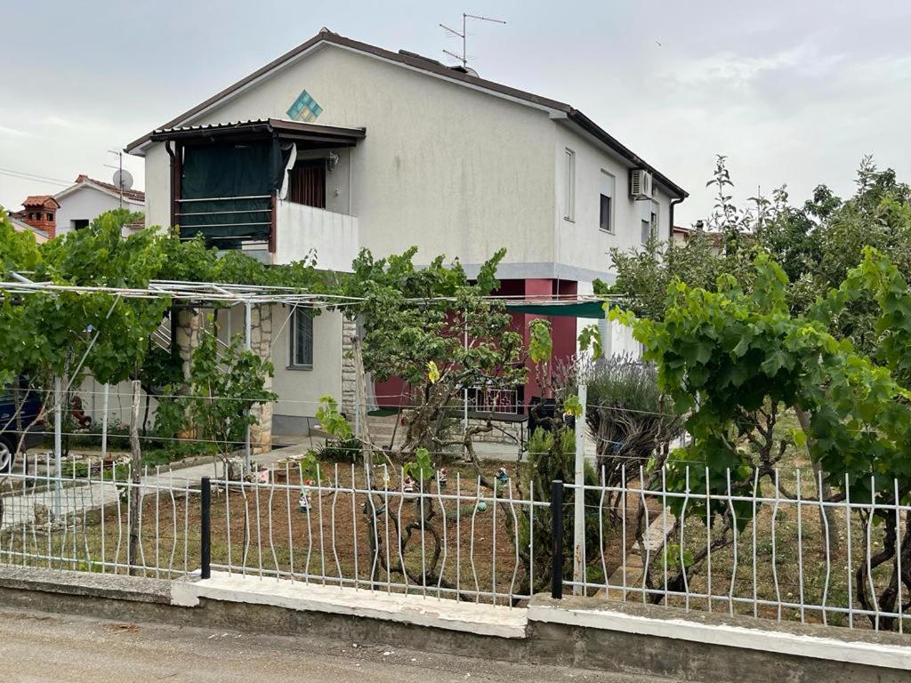 Apartman Pcelica Daire Pula Dış mekan fotoğraf